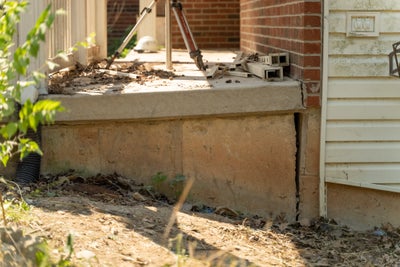 5 Sinkhole Warning Signs in Florida | Alpha Foundations